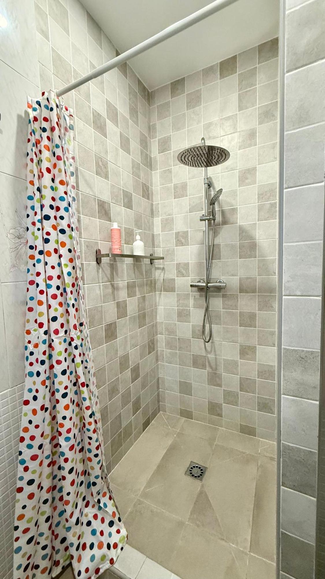 Apartamento Turistico Ciudad Jardin - Nervion. Seville Exterior photo